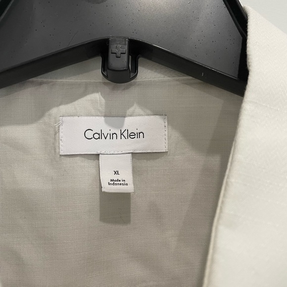 Calvin Klein XL white LS dress shirt - Picture 3 of 4